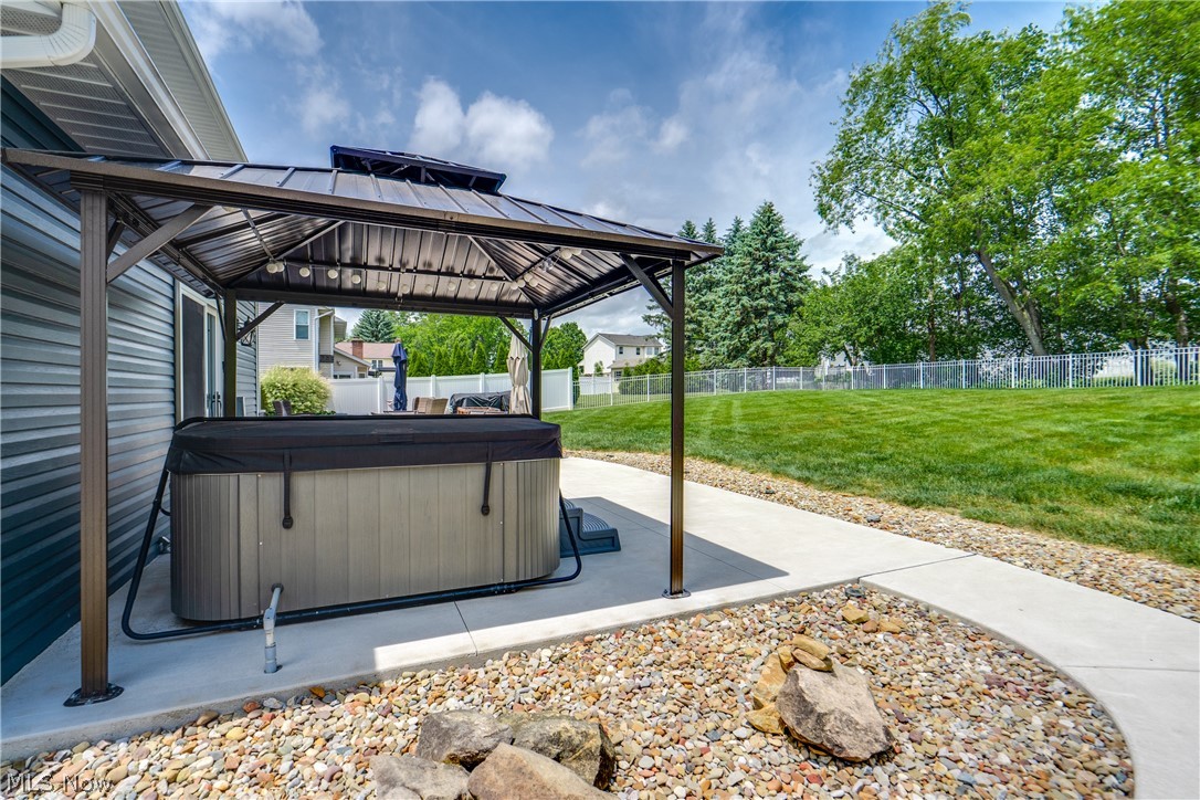 740 Thelma Drive Wadsworth OH 44281