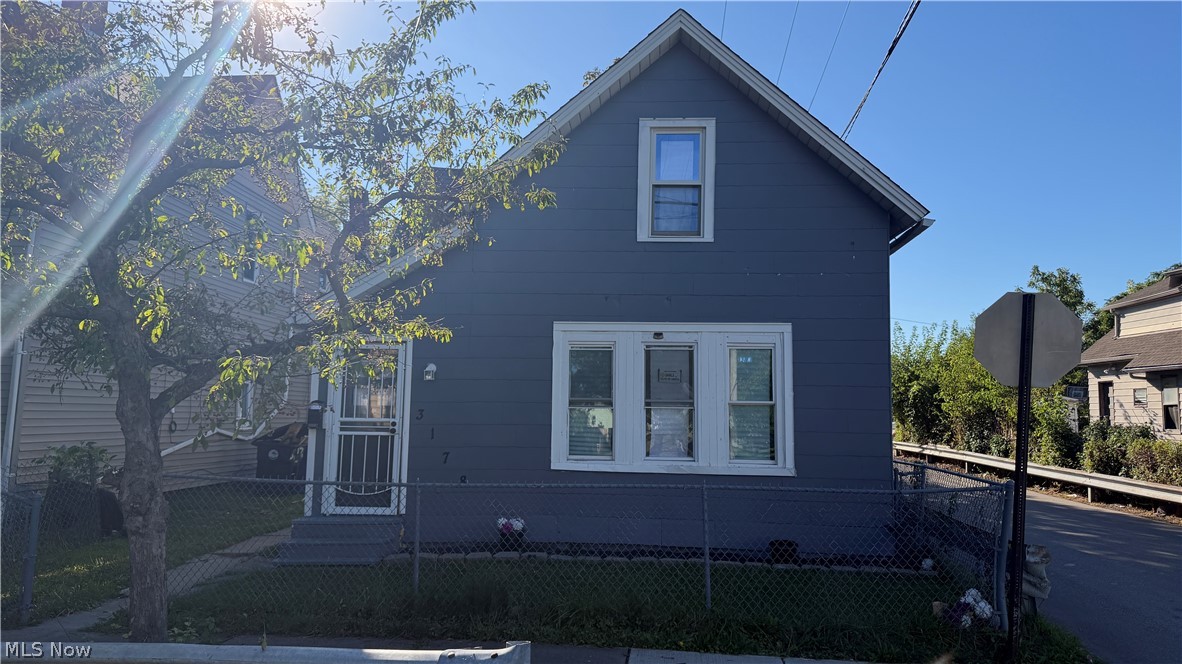3178 W 54th Street Cleveland OH 44102