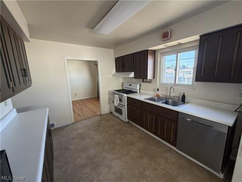 16124 Holland Road Brook Park OH 44142