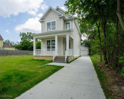 2275 E 100th Street Cleveland OH 44106