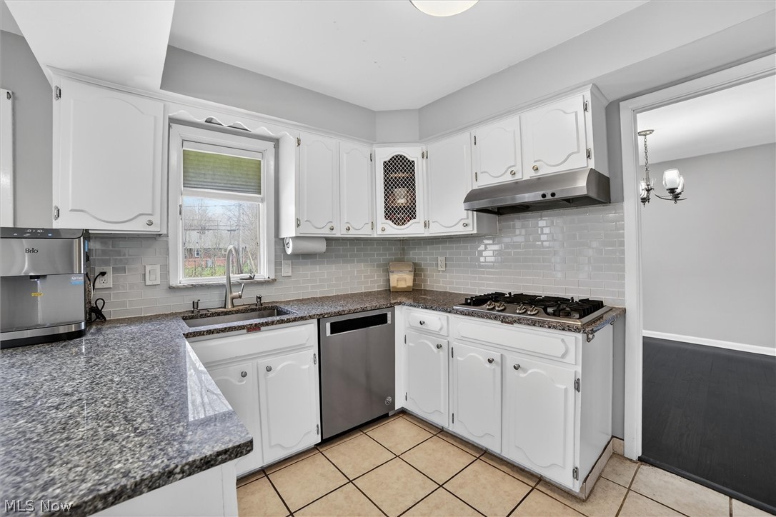 1905 Camberly Drive Lyndhurst OH 44124