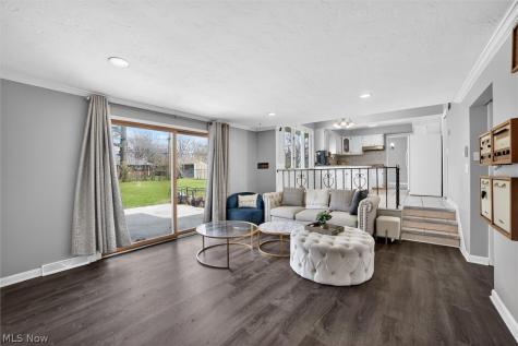 1905 Camberly Drive Lyndhurst OH 44124