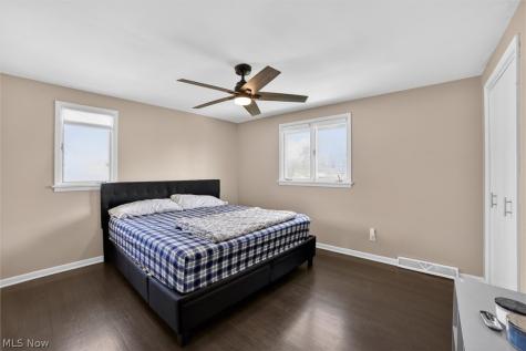 1905 Camberly Drive Lyndhurst OH 44124