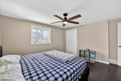 1905 Camberly Drive Lyndhurst OH 44124