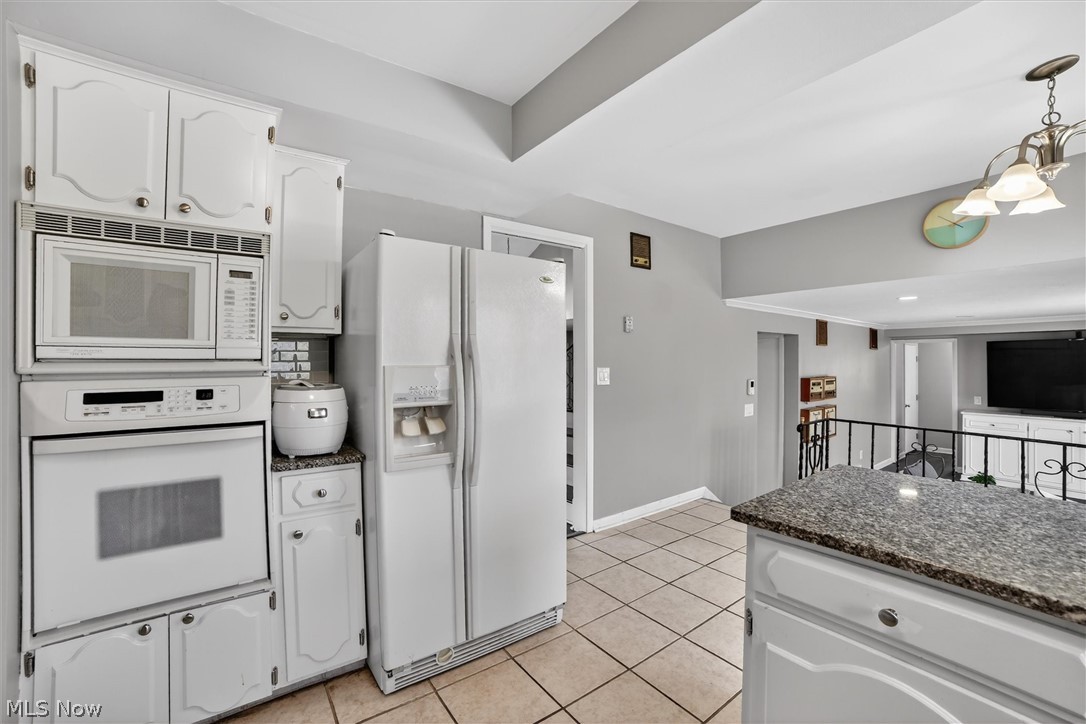 1905 Camberly Drive Lyndhurst OH 44124