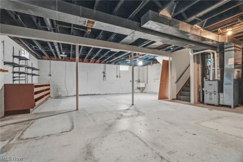 1421 44th Street NE Canton OH 44714