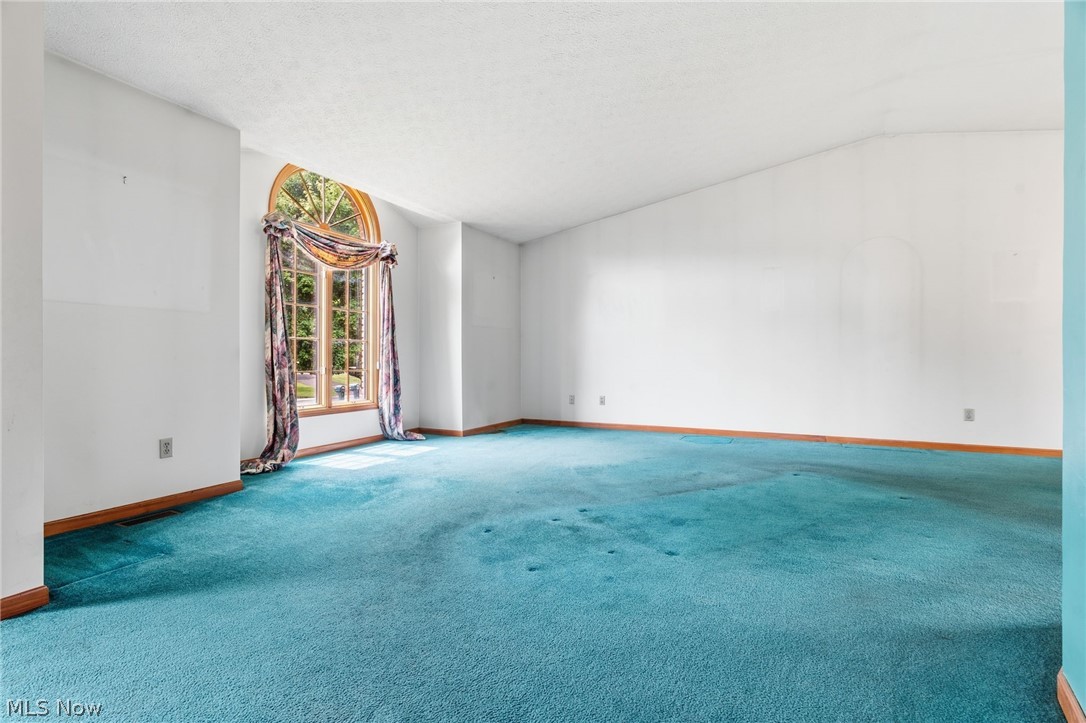1421 44th Street NE Canton OH 44714