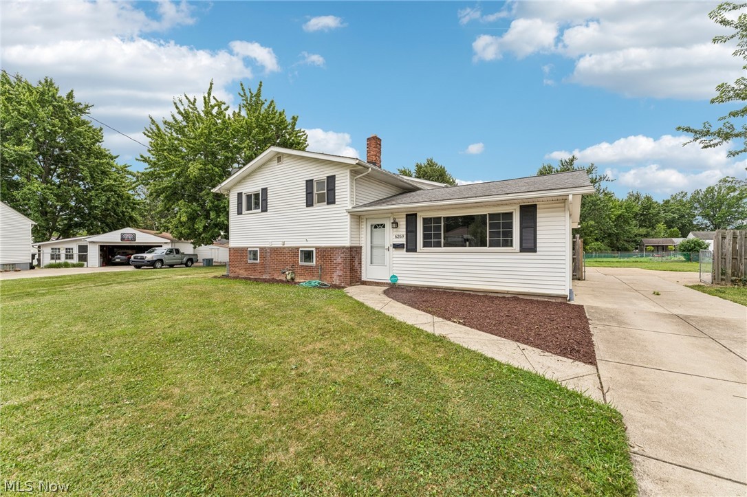 6269 Sylvia Court Brook Park OH 44142
