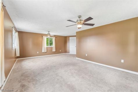 6269 Sylvia Court Brook Park OH 44142