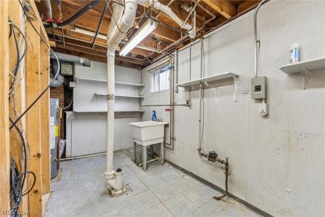 6269 Sylvia Court Brook Park OH 44142