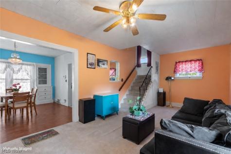 13513 Maplerow Avenue Garfield Heights OH 44105