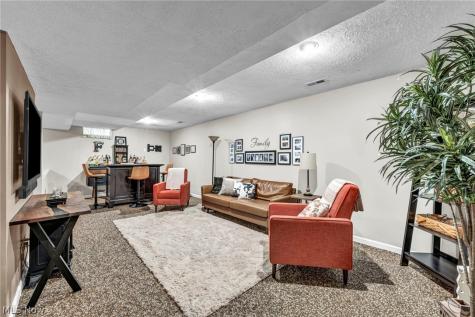 7822 Bellflower Road Mentor OH 44060