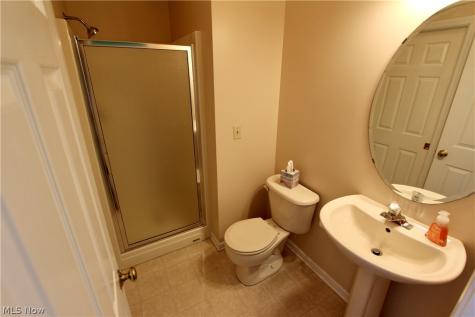 27242 Emerald Oval S Olmsted Twp OH 44138
