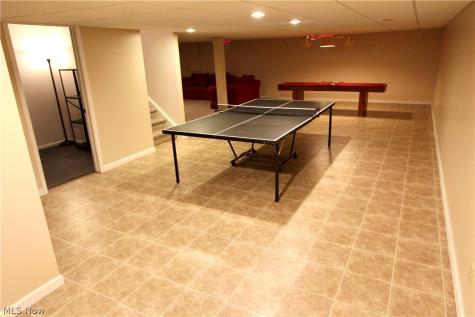27242 Emerald Oval S Olmsted Twp OH 44138