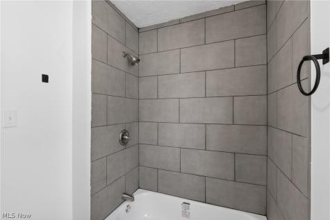 4402 Riverside Avenue Cleveland OH 44102