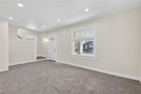4402 Riverside Avenue Cleveland OH 44102