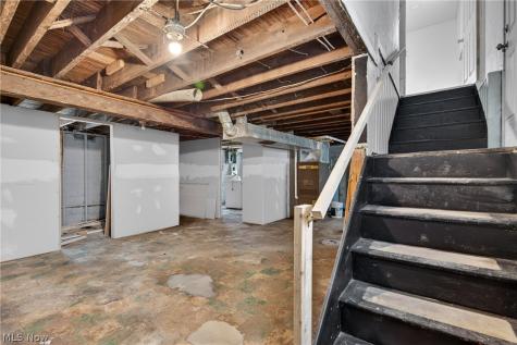 4402 Riverside Avenue Cleveland OH 44102