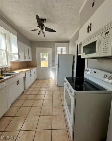 1216 Rodman Avenue NE Massillon OH 44646