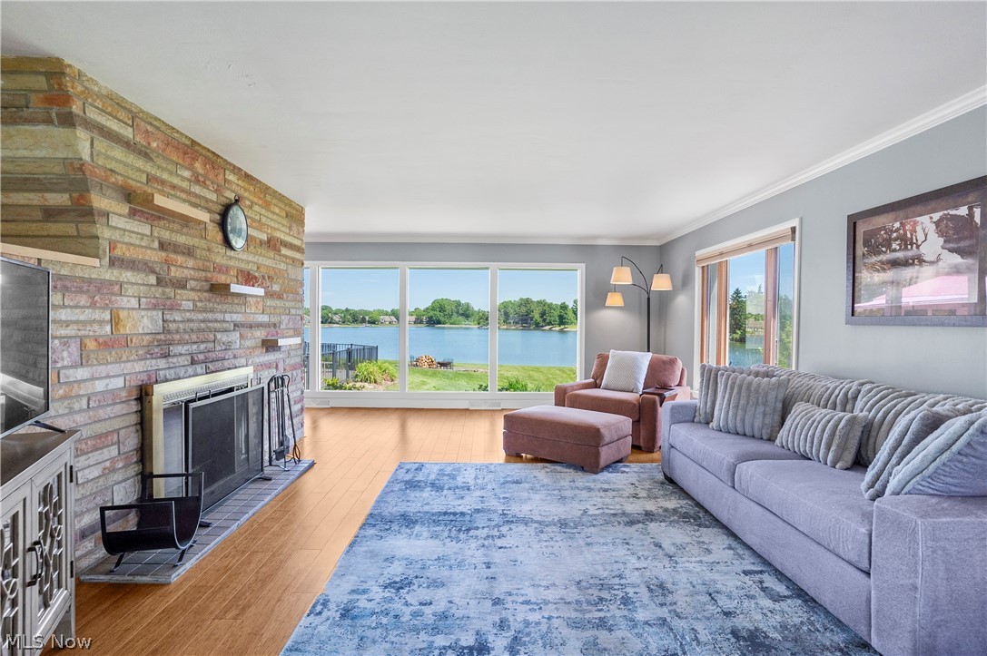 294 S Bayshore Drive Columbiana OH 44408