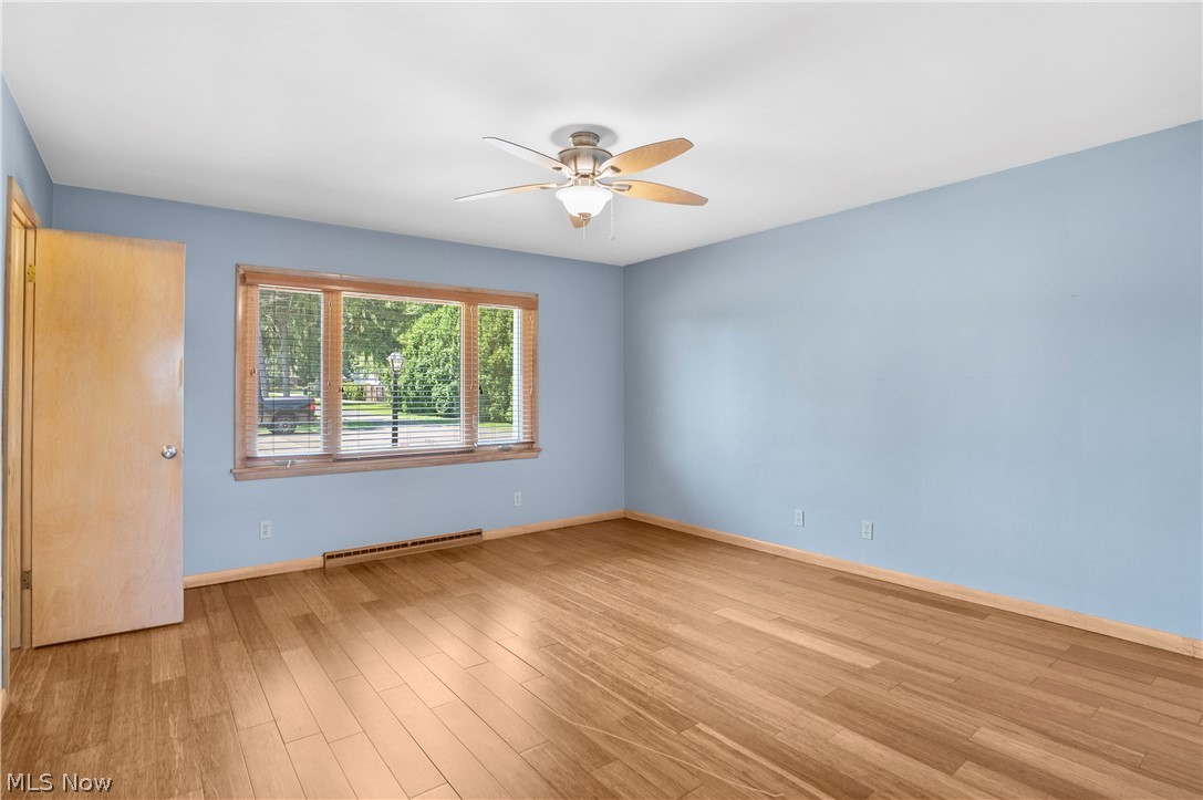 294 S Bayshore Drive Columbiana OH 44408