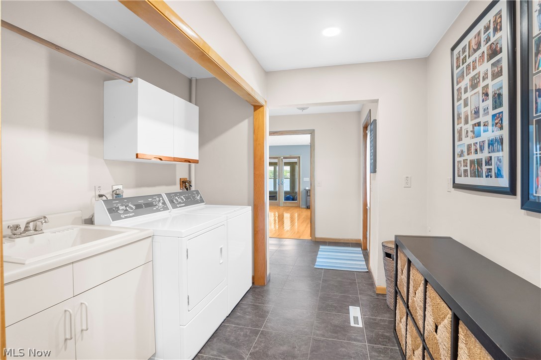 294 S Bayshore Drive Columbiana OH 44408