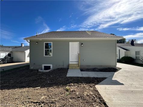 1662 Chattanooga Avenue Youngstown OH 44514
