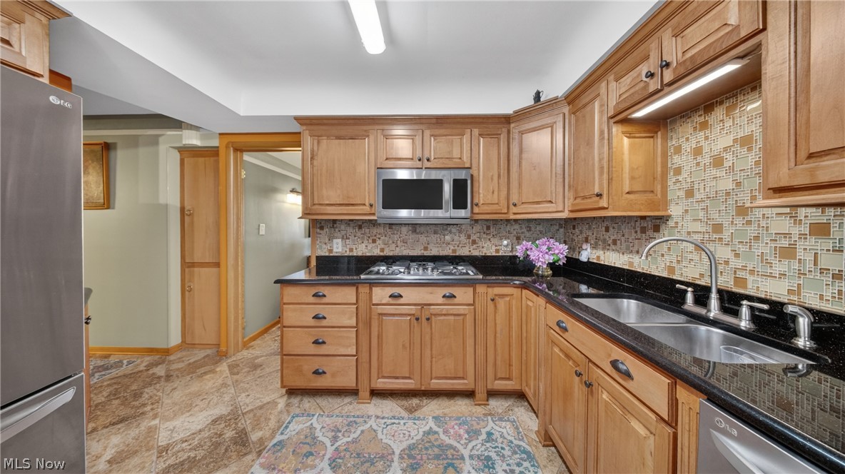 6649 Maplehurst Road North Olmsted OH 44070