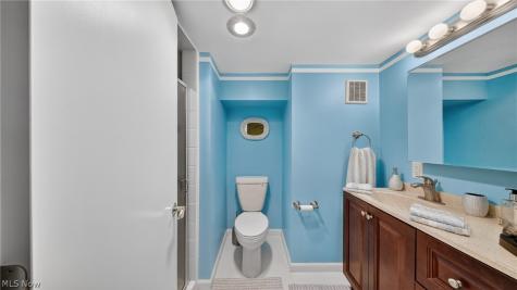 6649 Maplehurst Road North Olmsted OH 44070