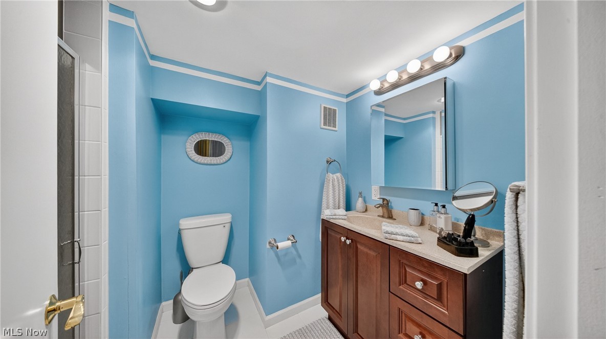 6649 Maplehurst Road North Olmsted OH 44070