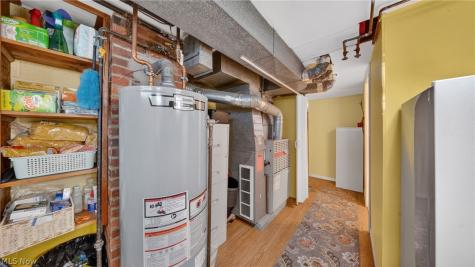 6649 Maplehurst Road North Olmsted OH 44070