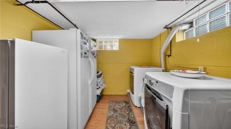 6649 Maplehurst Road North Olmsted OH 44070