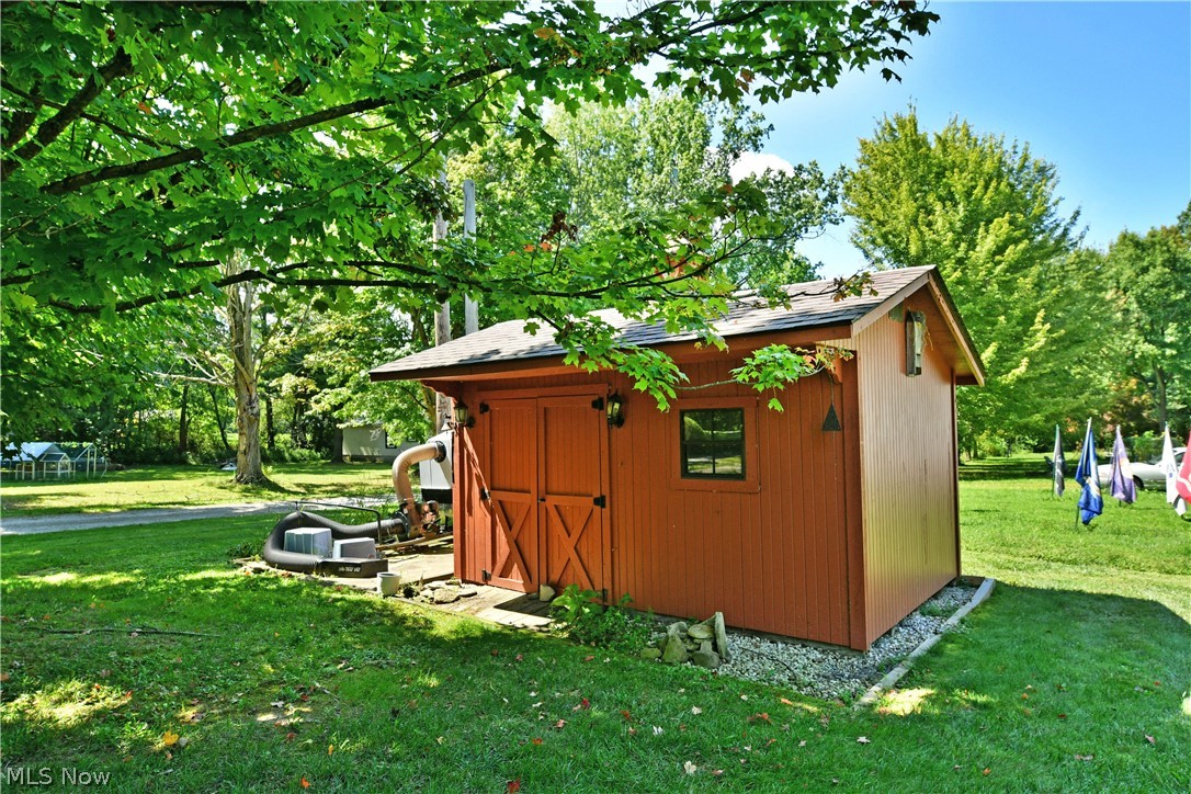 5705 State Route 46 Cortland OH 44410