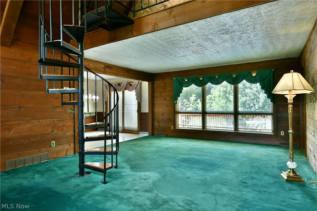 5705 State Route 46 Cortland OH 44410