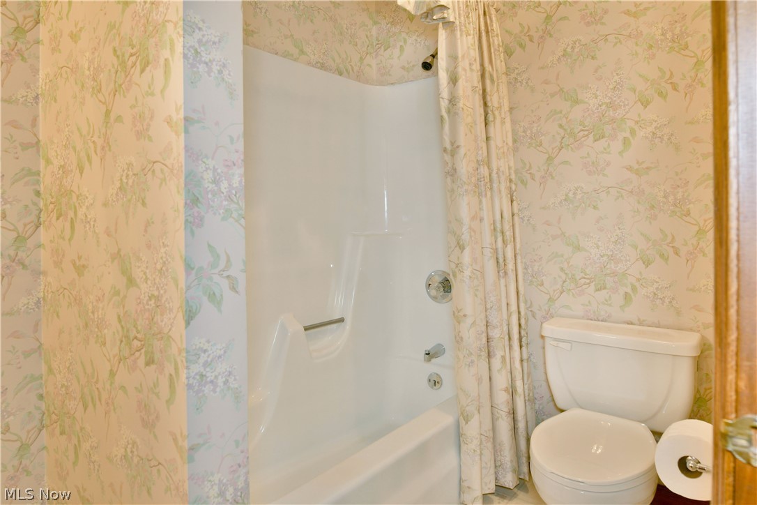 5705 State Route 46 Cortland OH 44410