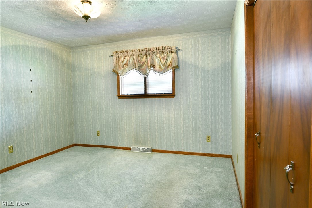 5705 State Route 46 Cortland OH 44410