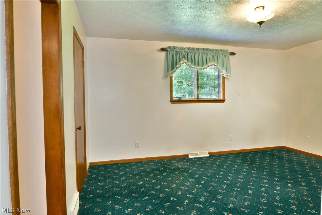 5705 State Route 46 Cortland OH 44410