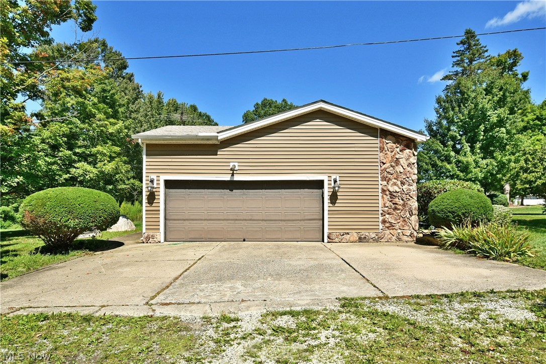 5705 State Route 46 Cortland OH 44410