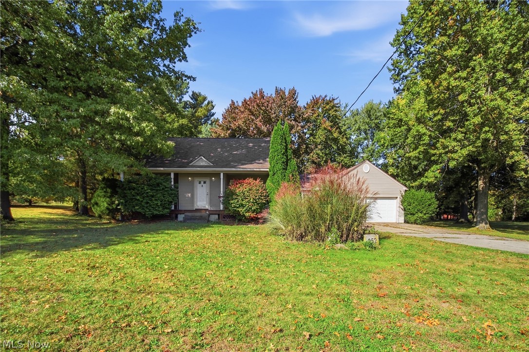 852 S Lake Street Amherst OH 44001