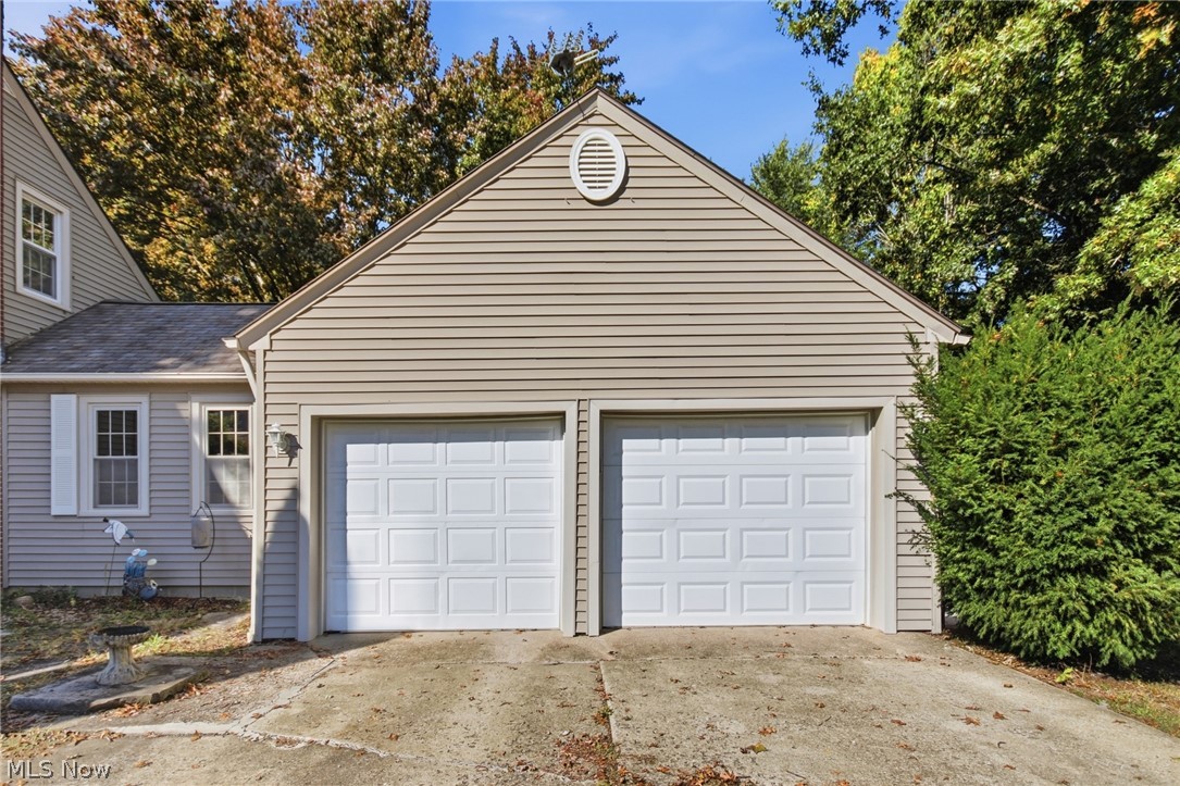 852 S Lake Street Amherst OH 44001
