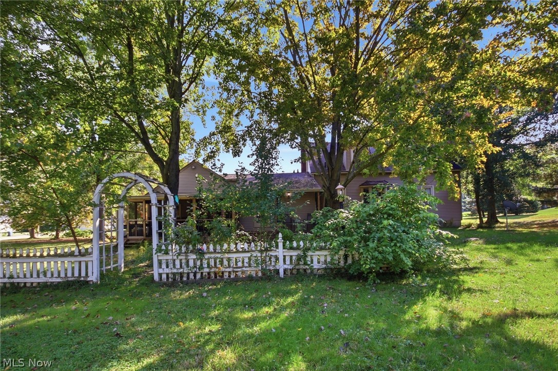 852 S Lake Street Amherst OH 44001