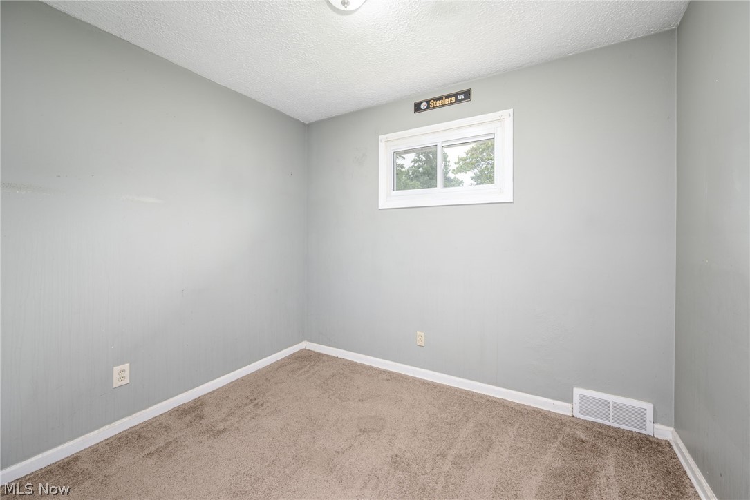 371 Washington Avenue Barberton OH 44203
