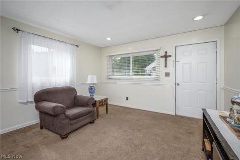 371 Washington Avenue Barberton OH 44203