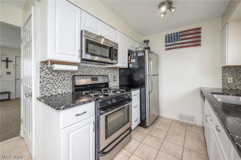 371 Washington Avenue Barberton OH 44203