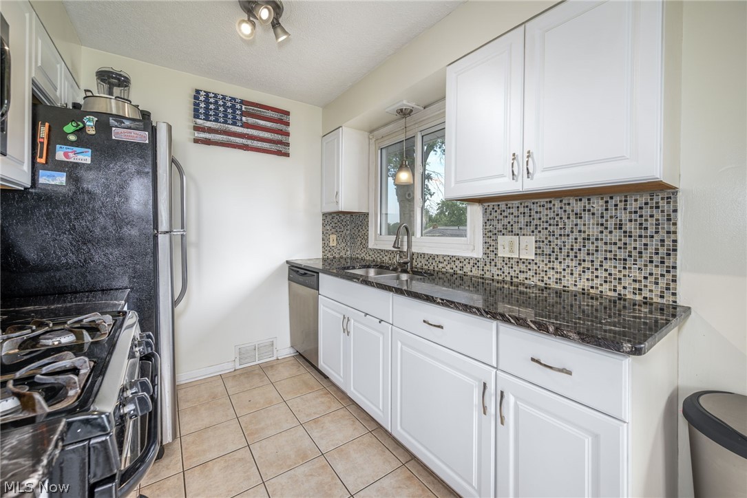 371 Washington Avenue Barberton OH 44203