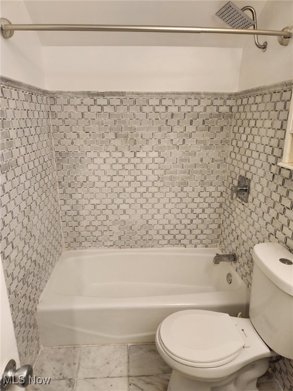 16702 Glendale Avenue Cleveland OH 44128