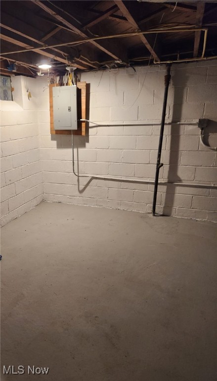 16702 Glendale Avenue Cleveland OH 44128