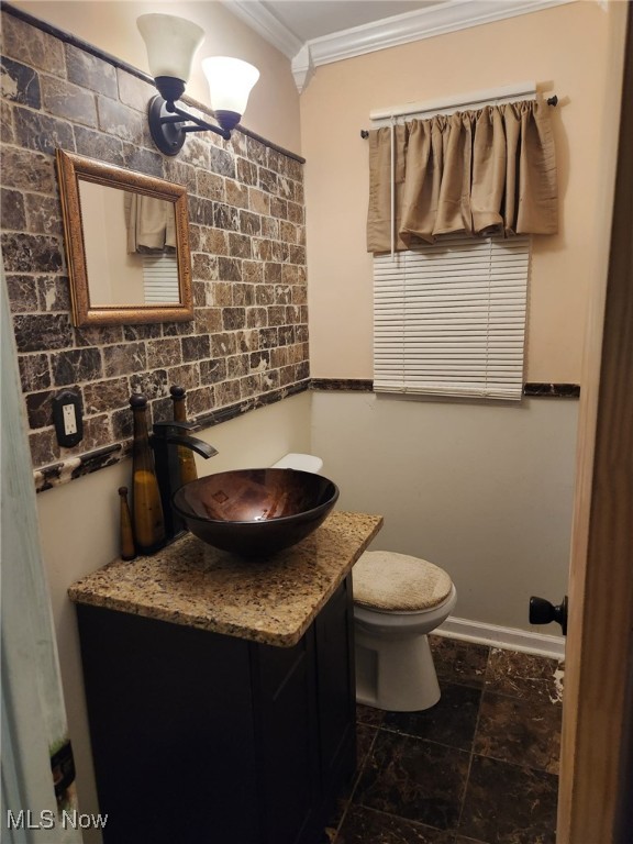 16702 Glendale Avenue Cleveland OH 44128