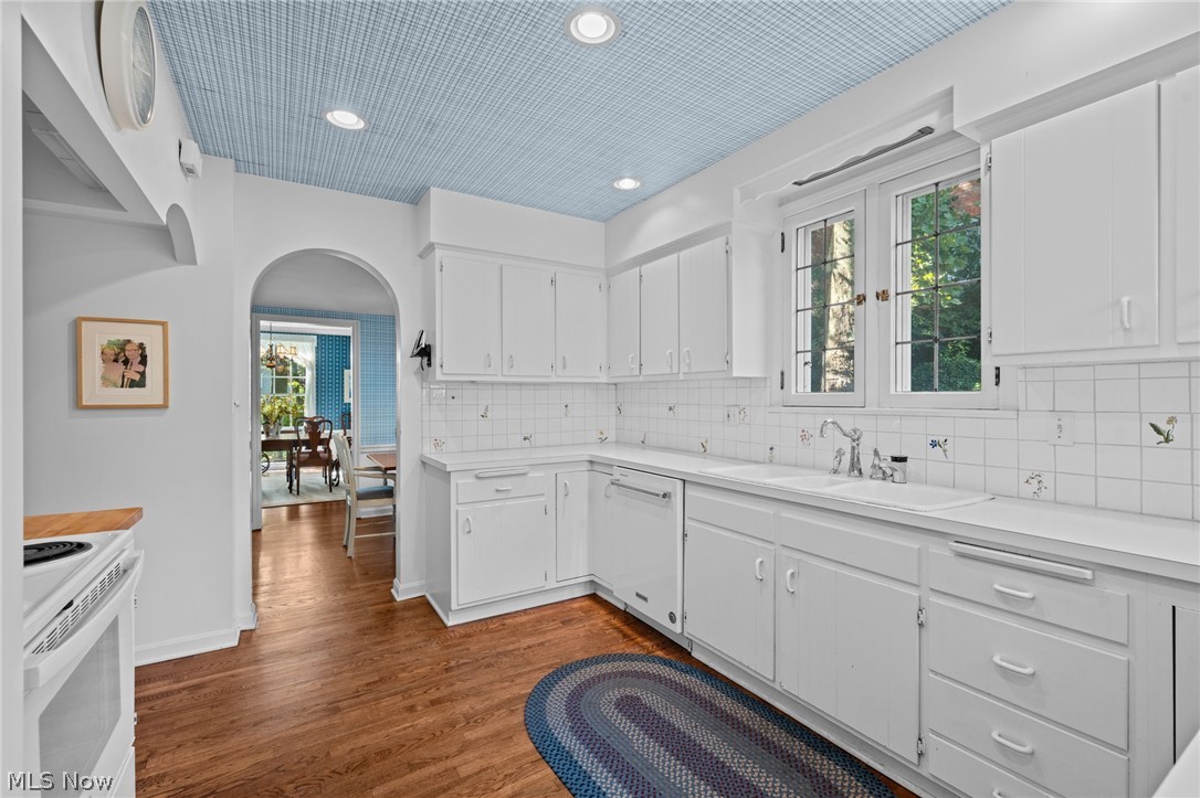 2975 Falmouth Road Shaker Heights OH 44122