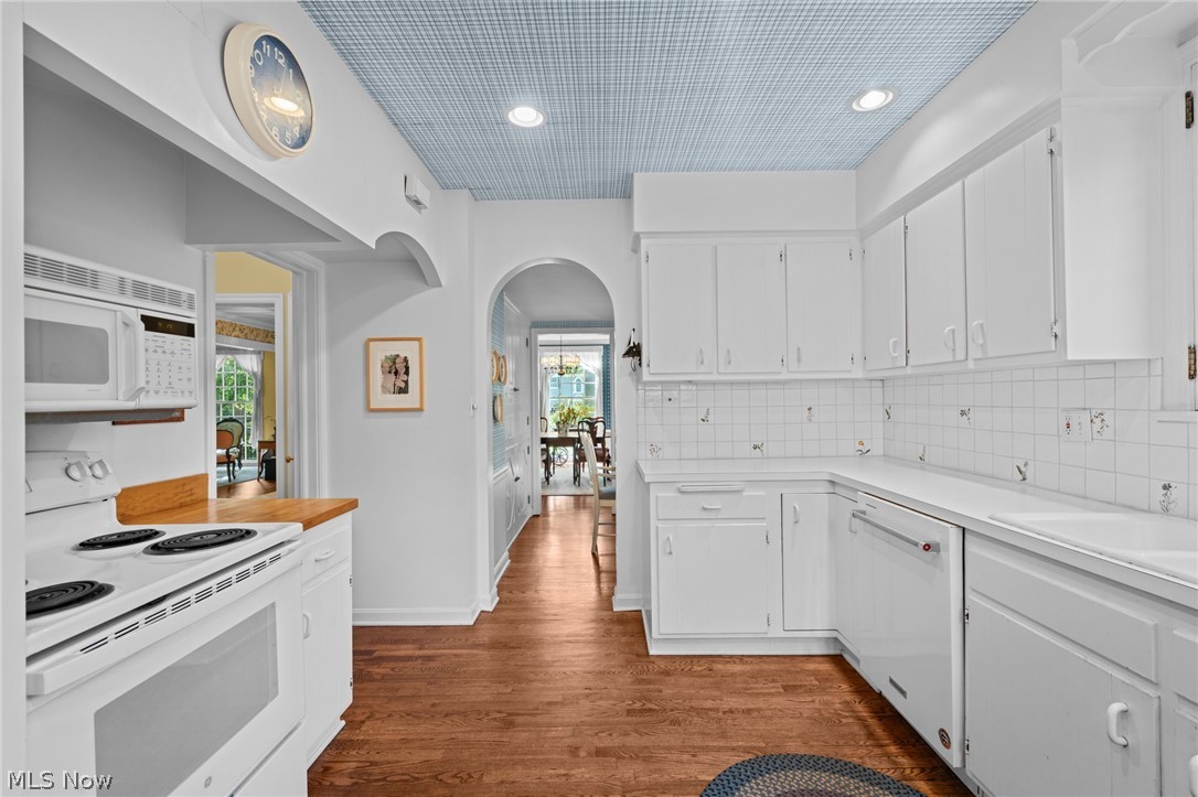 2975 Falmouth Road Shaker Heights OH 44122