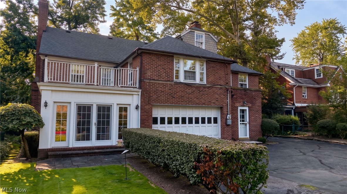 2975 Falmouth Road Shaker Heights OH 44122